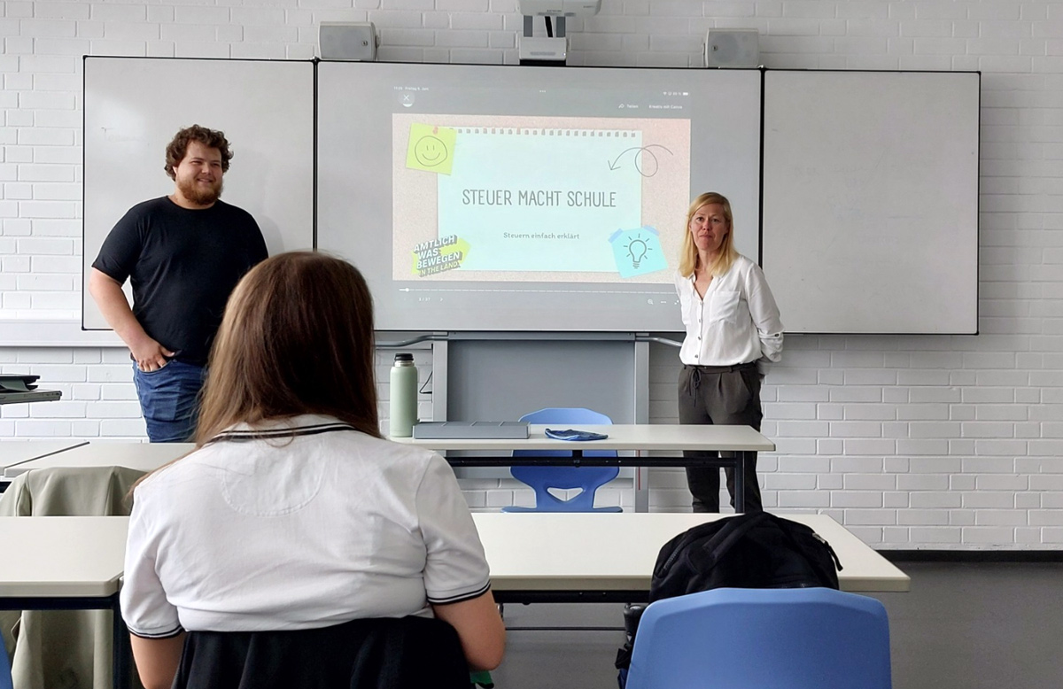 Steuer macht Schule